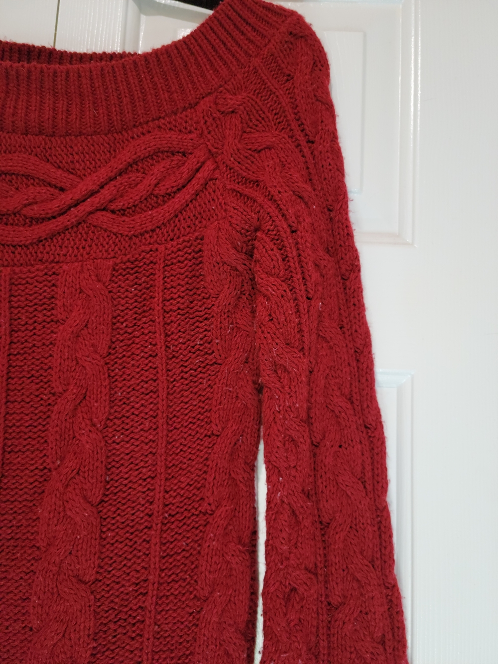 ALLOY Off-the-Shoulder/Boatneck Cable Knit Sweater in Red - Picture 5 of 11